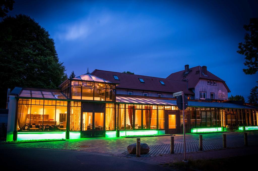 Hotel Zur Heidebluete Hambühren Екстериор снимка