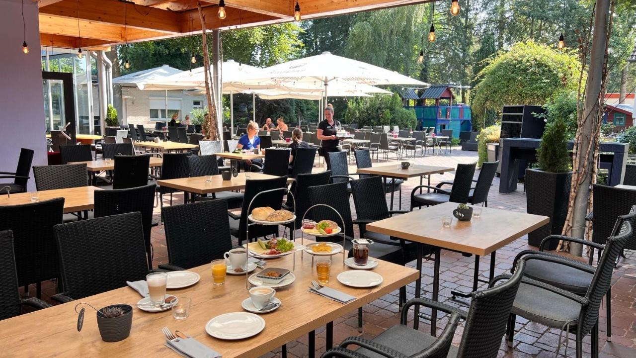 Hotel Zur Heidebluete Hambühren Екстериор снимка