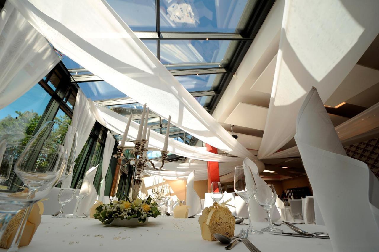 Hotel Zur Heidebluete Hambühren Екстериор снимка